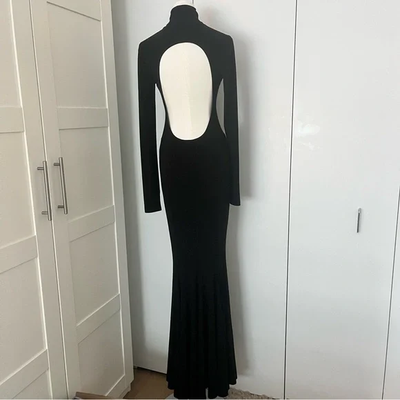 Norma Kamali Black Long Sleeve Gown - Picture 2 of 3